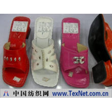 广州市海珠区南洲街金鳄鞋业店 -女式时款PU凉鞋